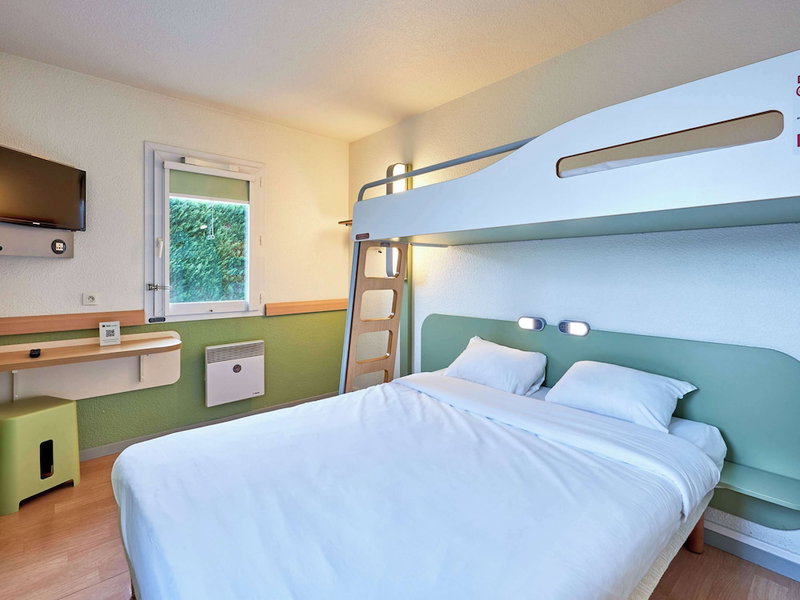 ibis budget Lisieux, Lisieux, France