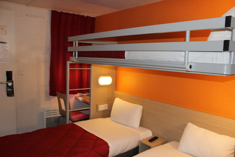 Hotel Première Classe Saint Quentin En Yvelines - Elancourt, Elancourt, France