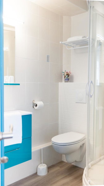 Hotel La Cote Oceane - CLIMATISÉ - Saint Jean de Monts- 250m plage, Saint-Jean-de-Monts, France
