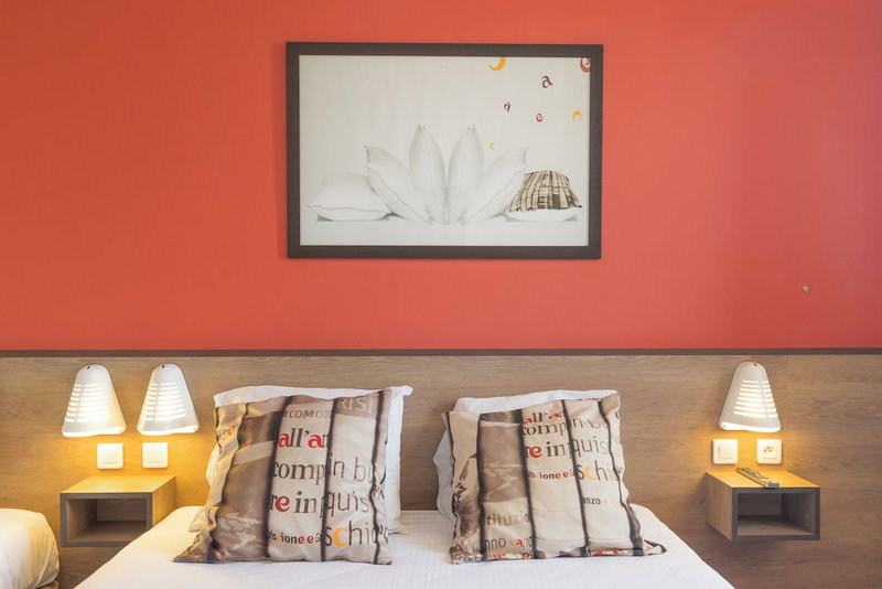 ACE Hôtel Troyes, Saint-Andre-les-Vergers, France