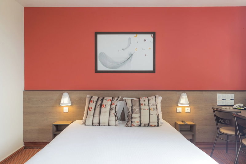 ACE Hôtel Troyes, Saint-Andre-les-Vergers, France