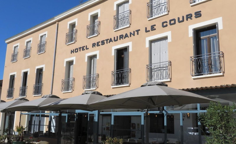 Logis Hôtel Restaurant Le Cours, Saint-Gilles, France