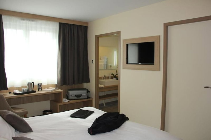 Brit Hotel Montargis, Mormant-sur-Vernisson, France