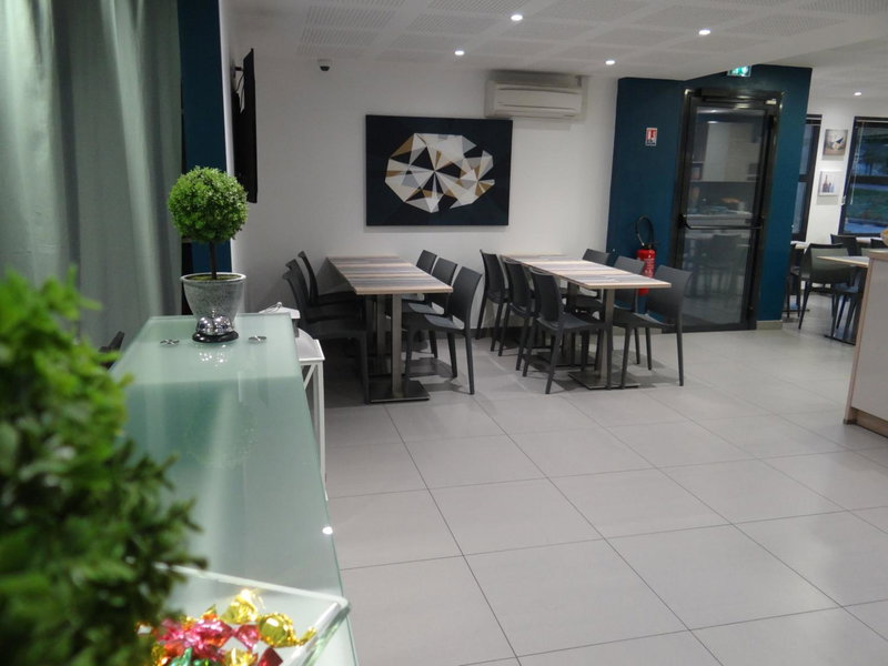 Temis hôtel Besançon, Besançon, France