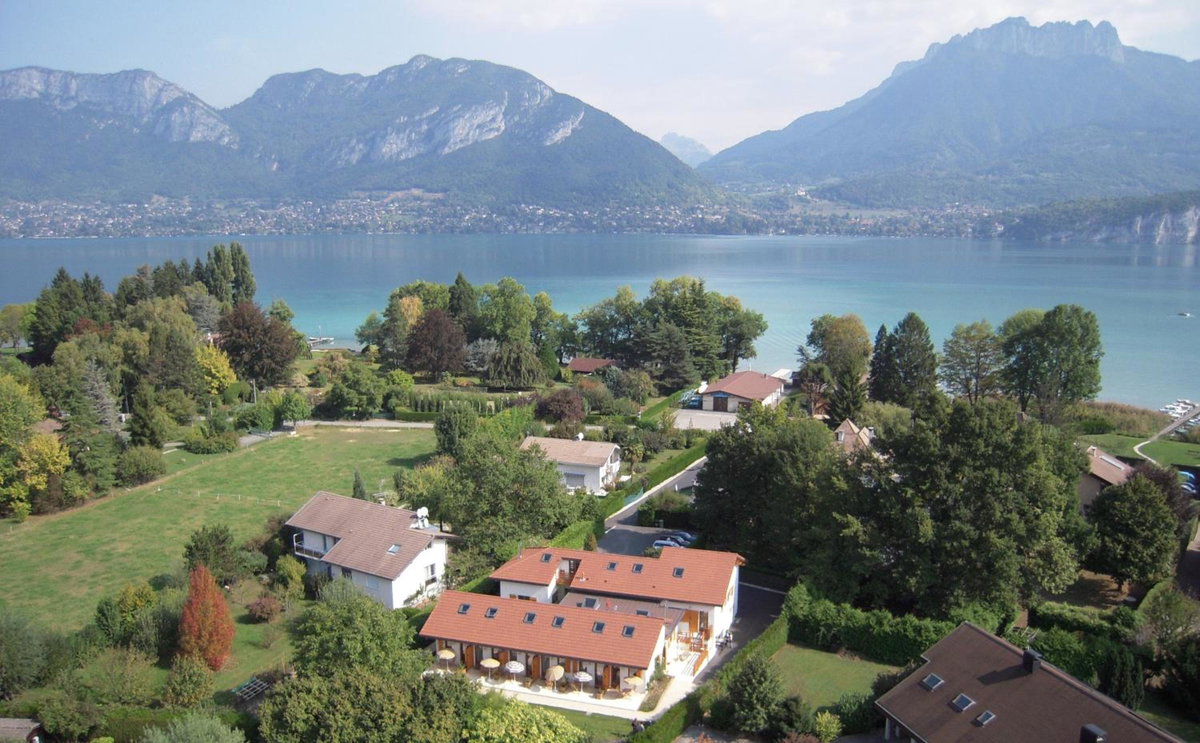 Hotel · L'Aurore du Lac, Sévrier