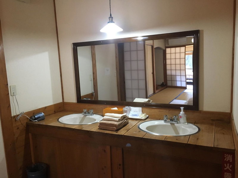 山荘 紗羅樹 Syaranoki, Yufu, Japan