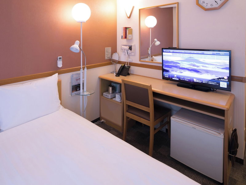 Toyoko Inn Tobu Utsunomiya Station Nishi, Utsunomiya, Japan