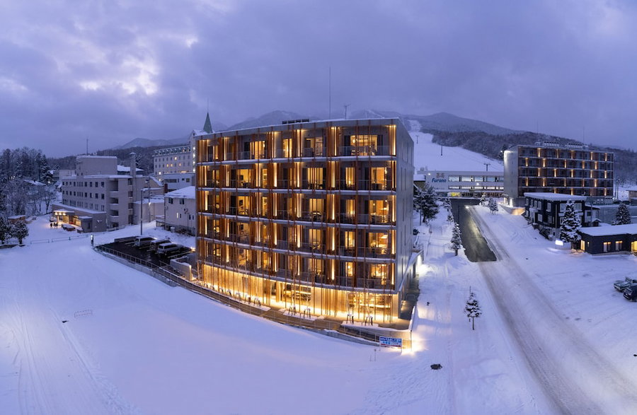 Fenix West, Furano, Japan