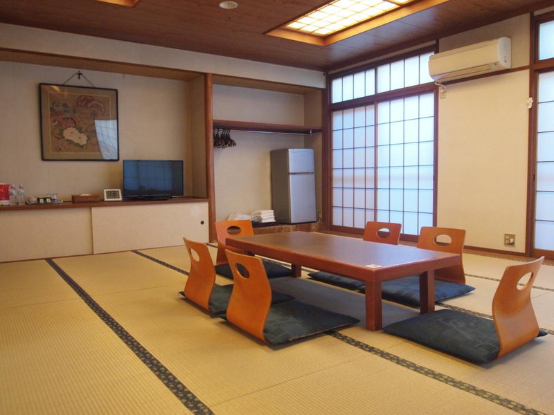 Senkei Plaza, Hakone, Japan