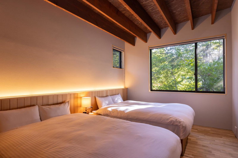 Hotarutei Villas, Yamanouchi, Japan