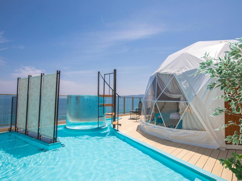 Alba HOTEL & Glamping, Nishinoura, Japan