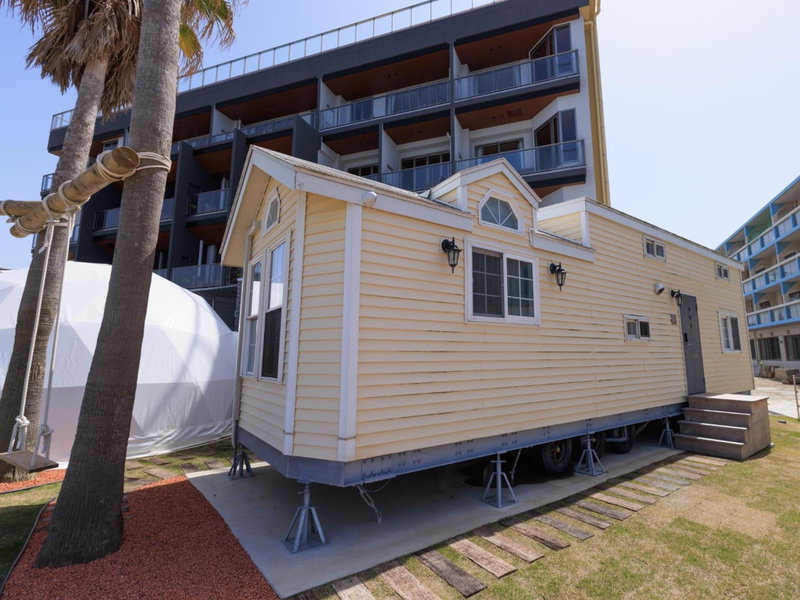 Alba HOTEL & Glamping, Nishinoura, Japan