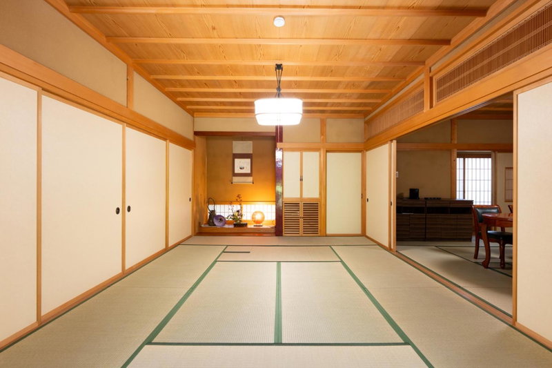 Kur and Hotel Shinshu, Shiojiri, Japan