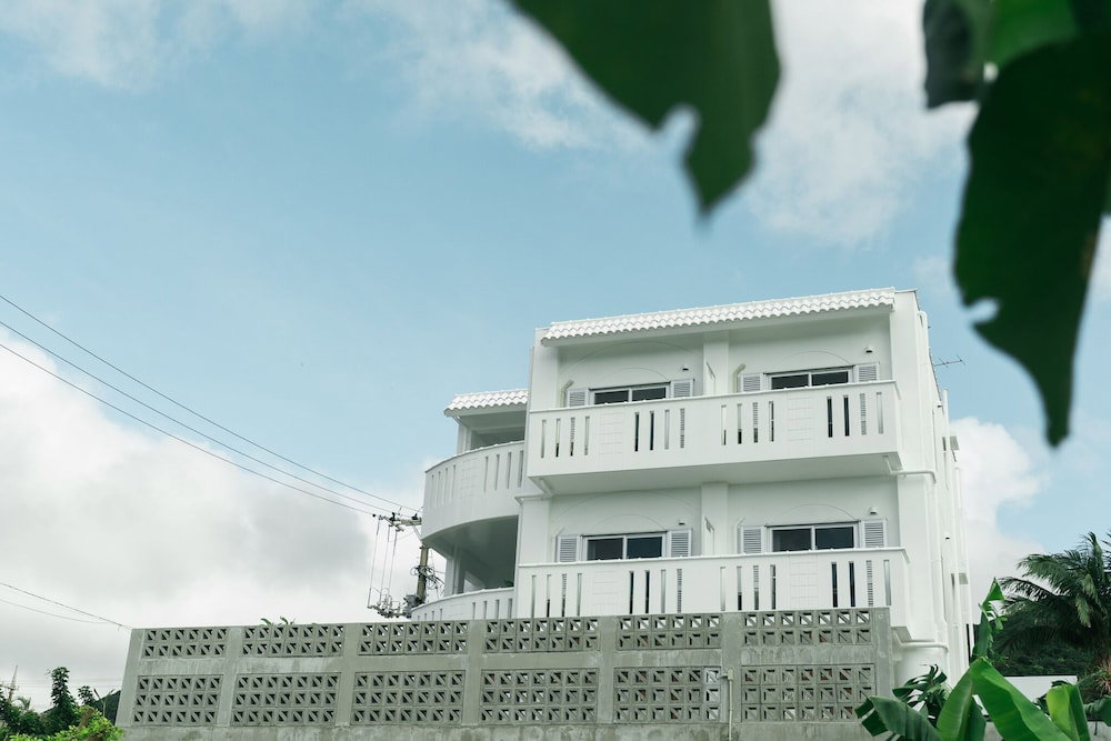 Hotel · Meguru Ishigaki, Ishigaki