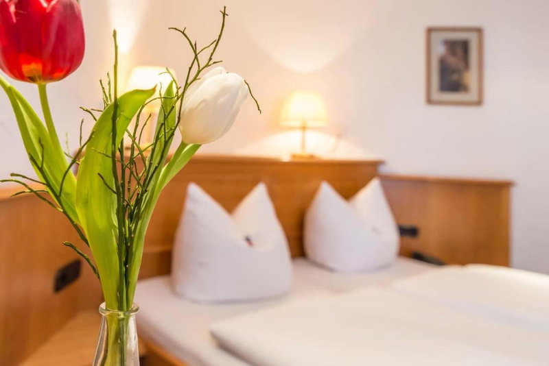 Metzgerei Gasthof Oberhauser - Hotel zur Post, Egling, Germany