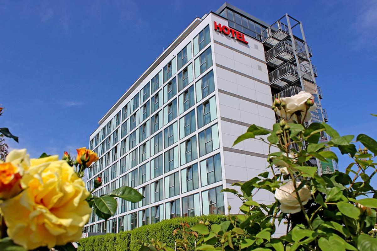 PANORAMA HOTEL in Neustadt an der Weinstraße, Germany