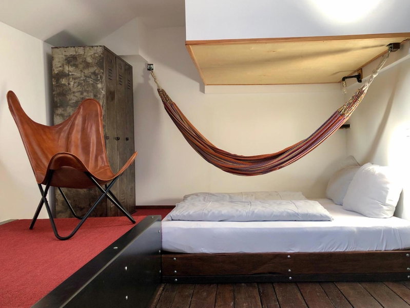 Schiffshotel "Schlafen im Hafen", Hamburg, Germany