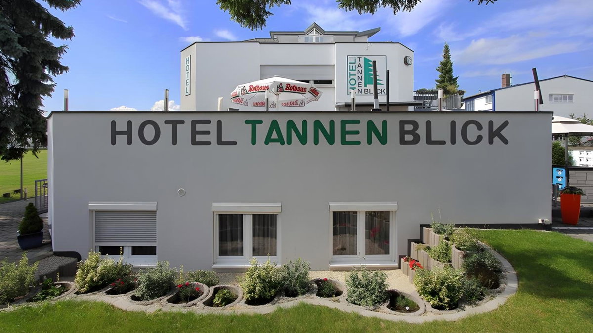 Hotel Tannenblick, Deutschland