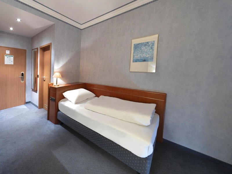 B&B HOTEL Gotha-Hbf, Gotha, Germany