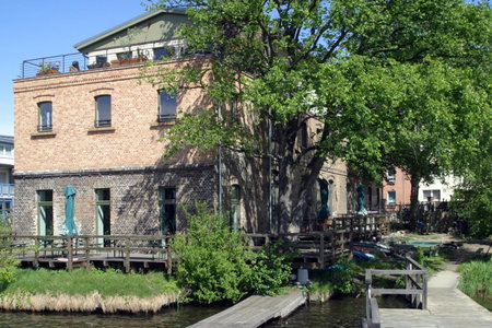 Seminar- und Gästehaus Flussbad Gartenstrasse, Berlin, Germany