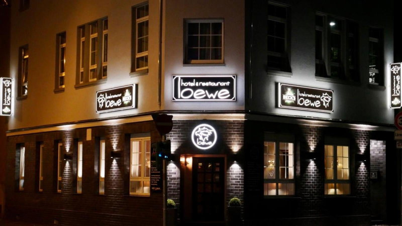 Hotel Restaurant zum Löwen, Duisburg, Germany