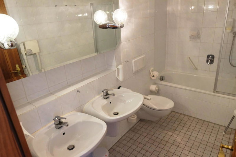 Romantica Hotel Blauer Hecht, Dinkelsbühl, Germany