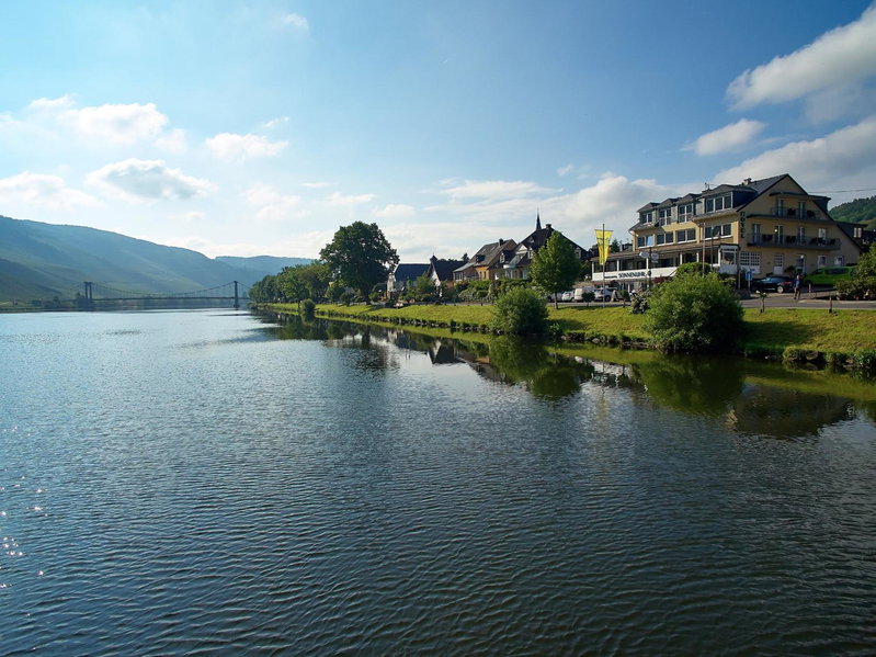 Sonnenuhr, Bernkastel-Kues, Germany
