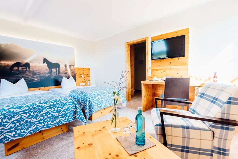 Erlebnishotel "Zur Schiffsmühle" GmbH, Höfgen, Germany