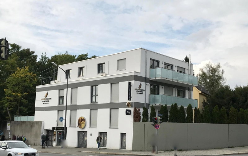 Sahara Falcon, Munich, Germany