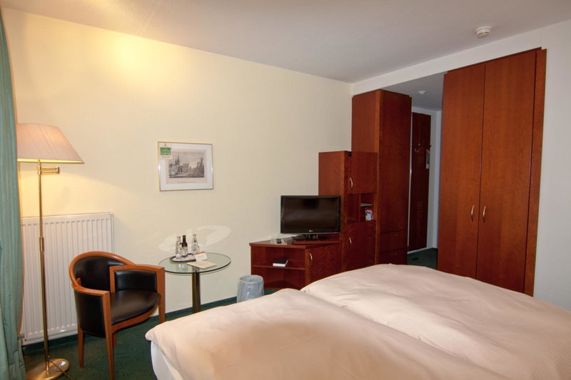 Parkhotel Unter den Linden, Halberstadt, Germany