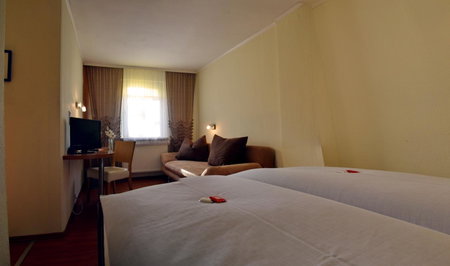 Hotel Konditorei Cafe Dora, Münchberg, Germany