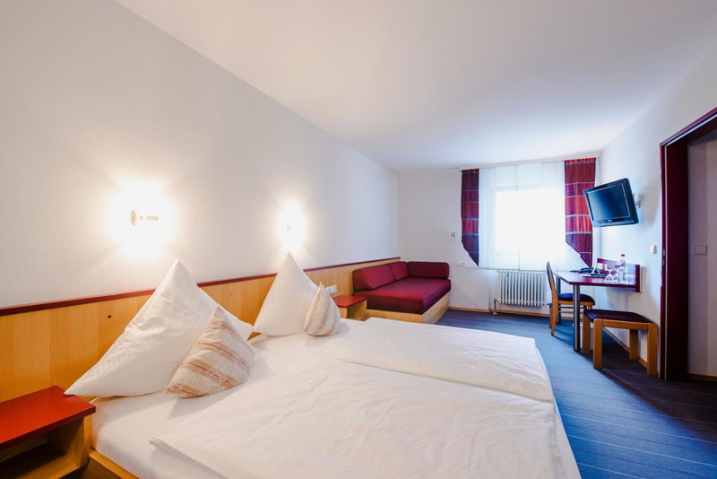 Hotel Gasthof zum Rössle, Altenstadt, Germany