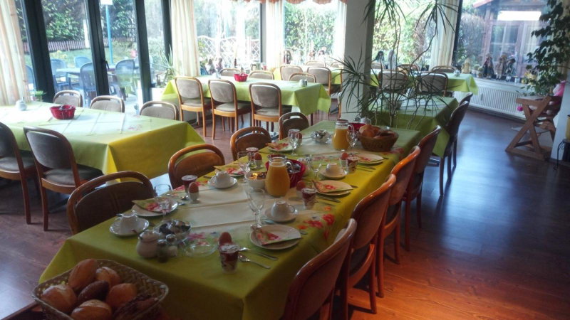Pension Strohm im Lieth Café, Bad Fallingbostel, Germany