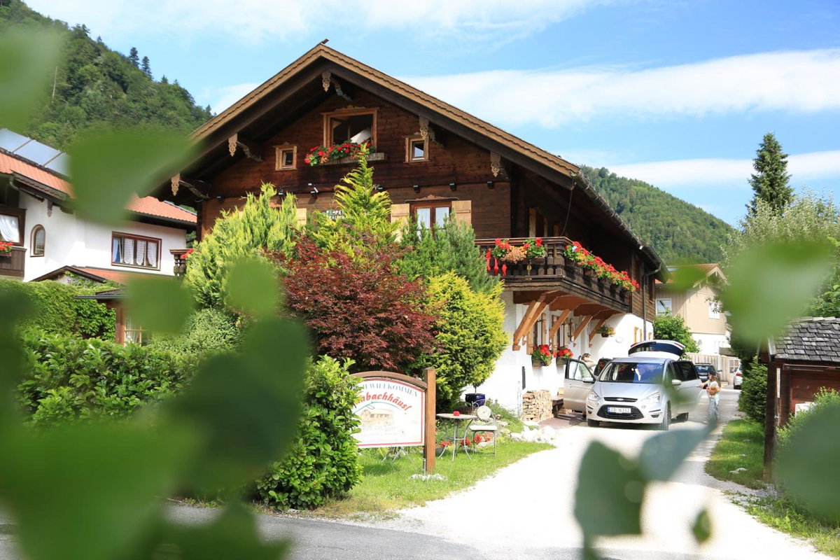 Hotel · Hotel Garni Landhaus Traunbachhäusl, Ruhpolding