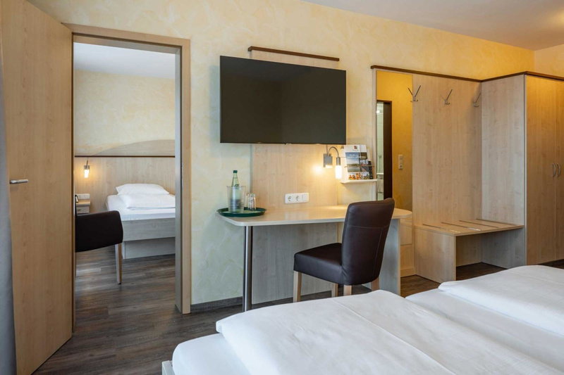 Hotel Wolfringmühle, Fensterbach, Germany