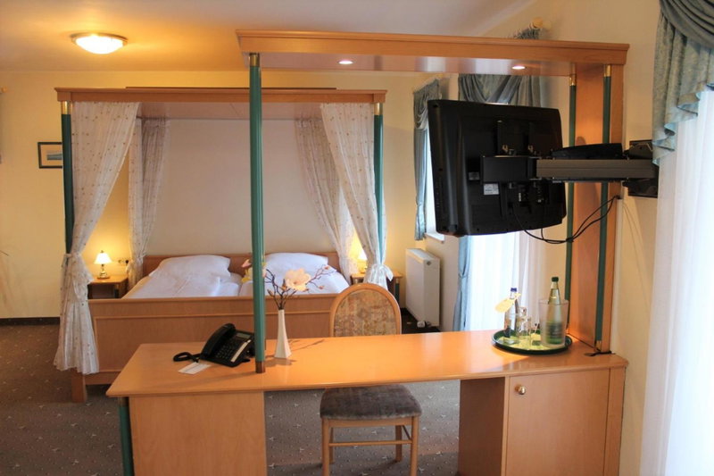 Hotel Wolfringmühle, Fensterbach, Germany