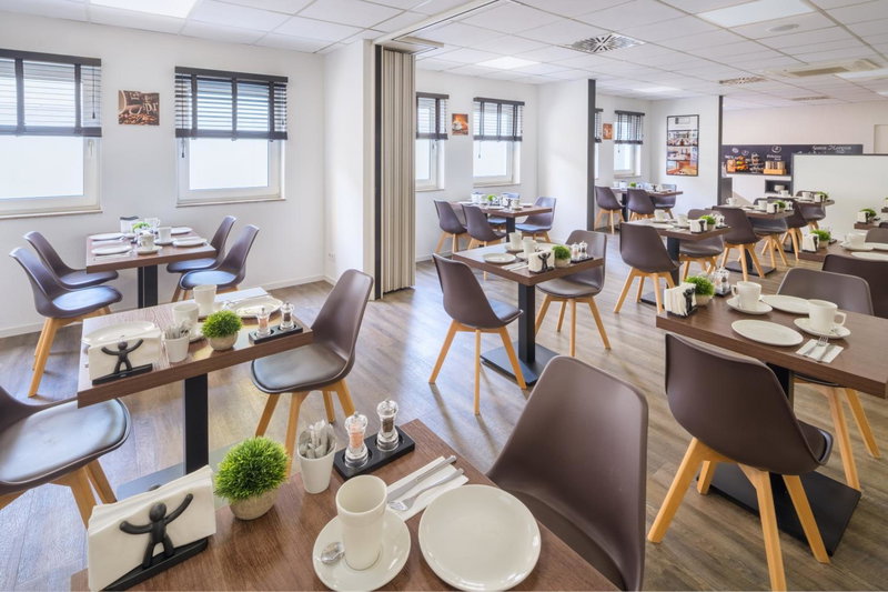 Hotel Newton Ludwigshafen, Ludwigshafen am Rhein, Germany