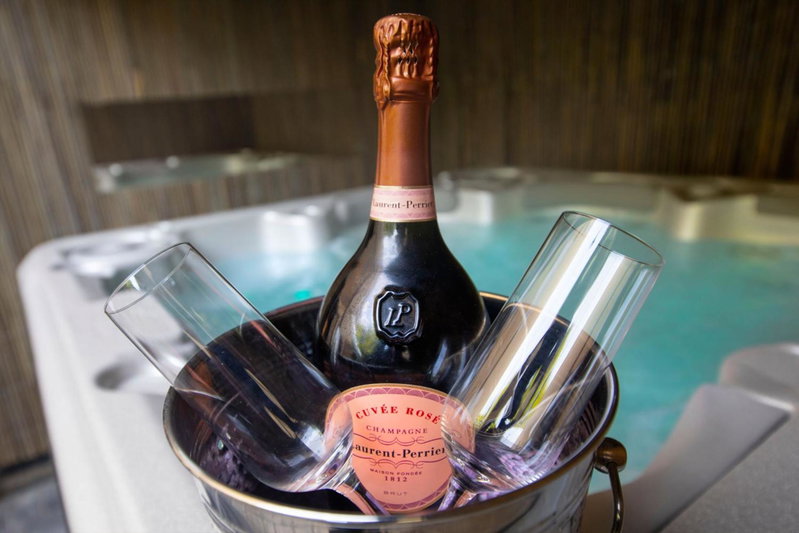 The Bells - Luxury Serviced Apartments, Leeds, United Kingdom