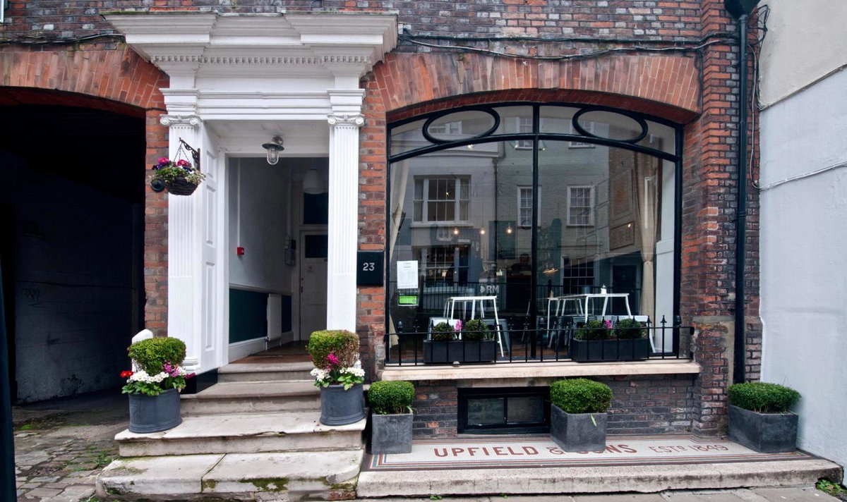 Hotel · The Laindons, Hastings
