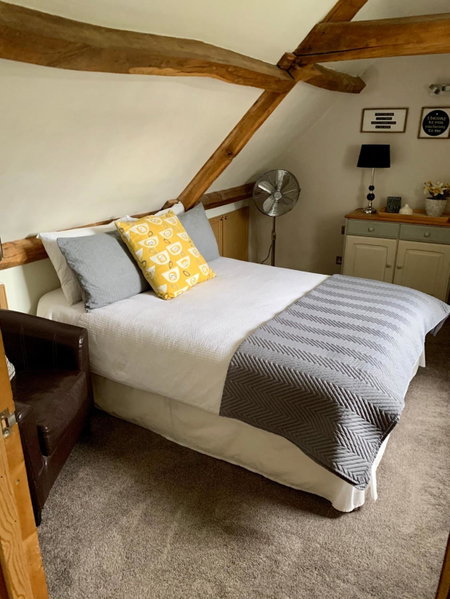Deri-Down Guest House, Abergavenny, United Kingdom