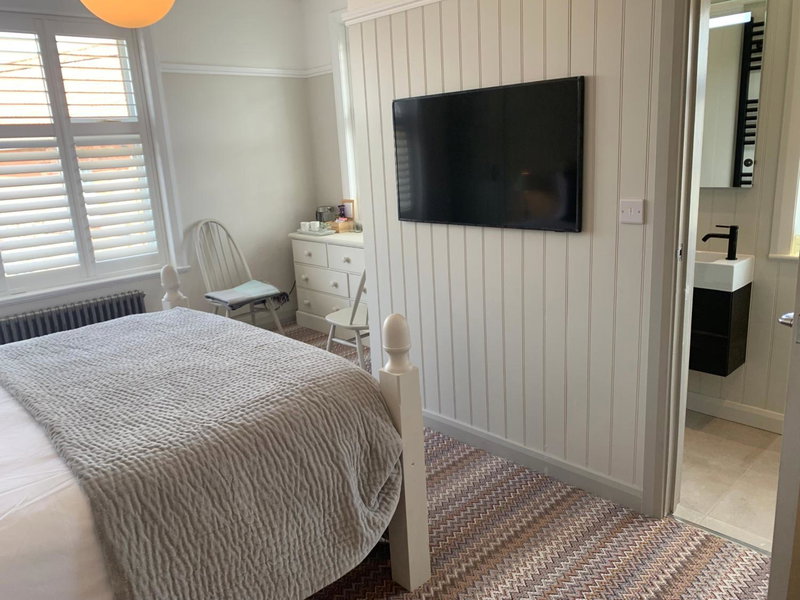 The Old Bell B&B, Grimston, United Kingdom