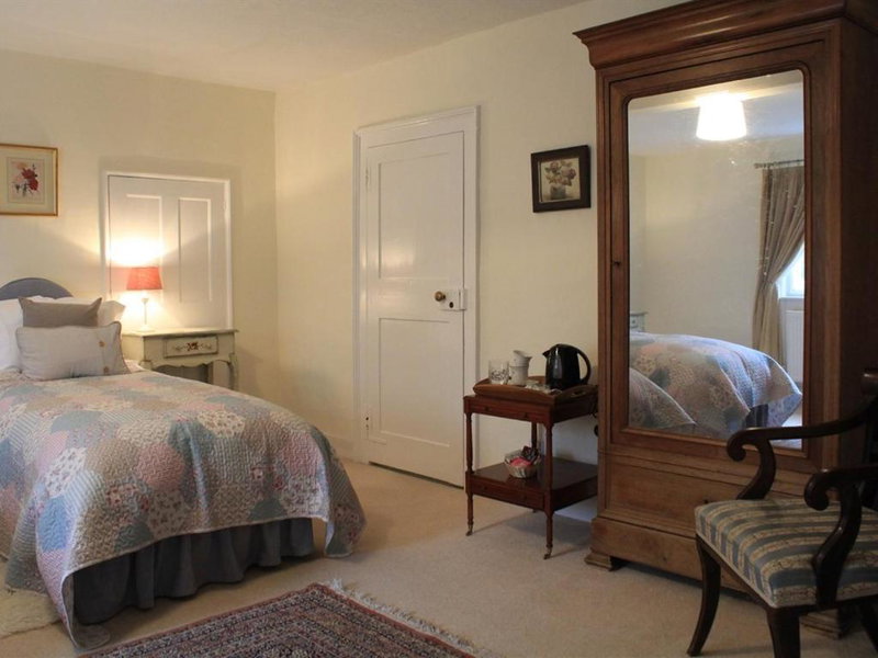 Church Farmhouse B & B, Herringswell, United Kingdom