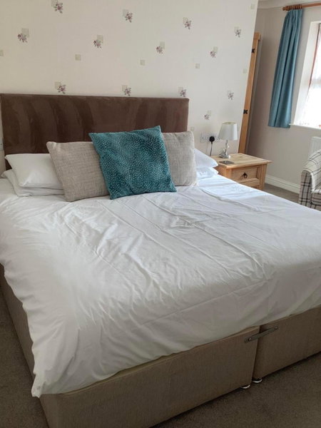 New Overlander Inn, Tenby, United Kingdom