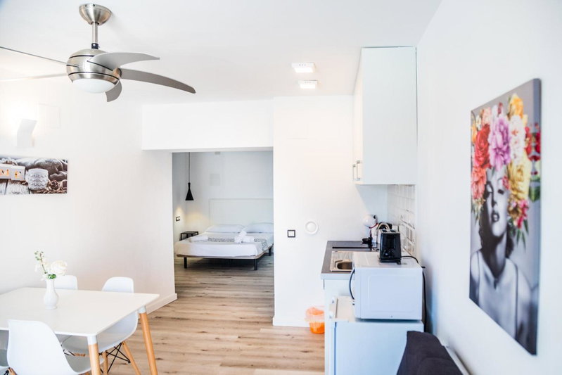 Jacaranda Apartments & Studios, Es Cana, Spain