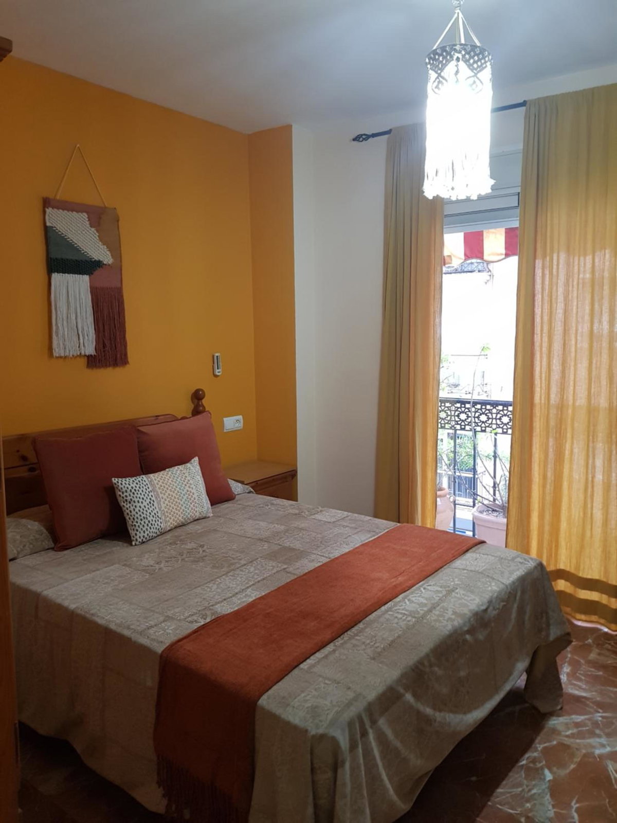 La Vega Rooms, Испания