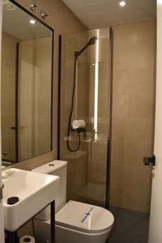 Casp Green House, Barcelona, Spain