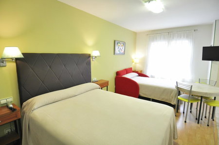 Hotel Apartamentos Aralso, Segovia, Spain