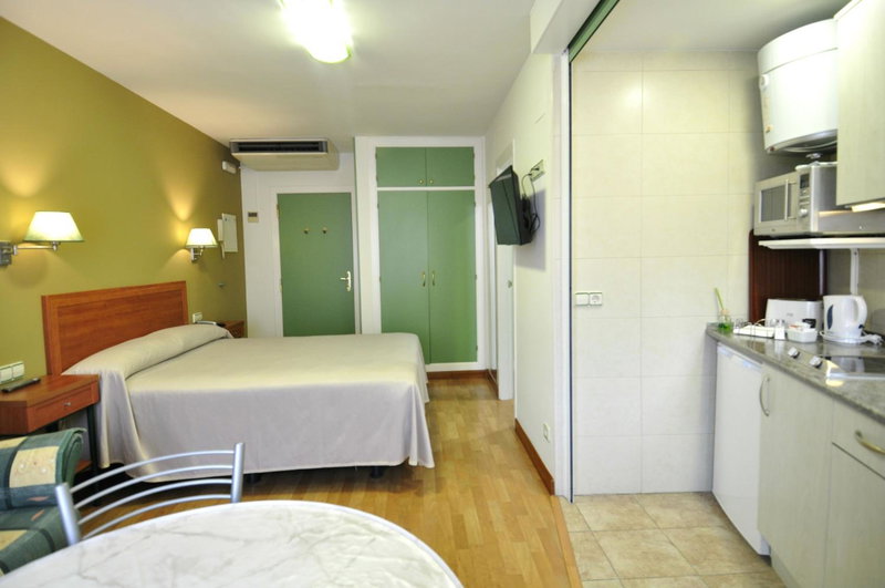 Hotel Apartamentos Aralso, Segovia, Spain