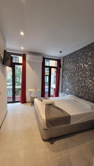 Casa Lemus, Madrid, Spain