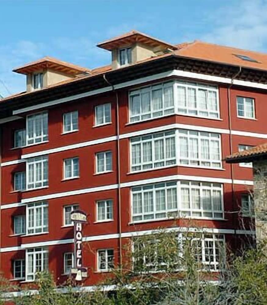 Hotel Naranjo De Bulnes, Spain
